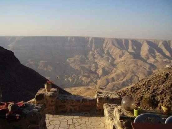 Trajan Guest House Al-Mughayer Dış mekan fotoğraf
